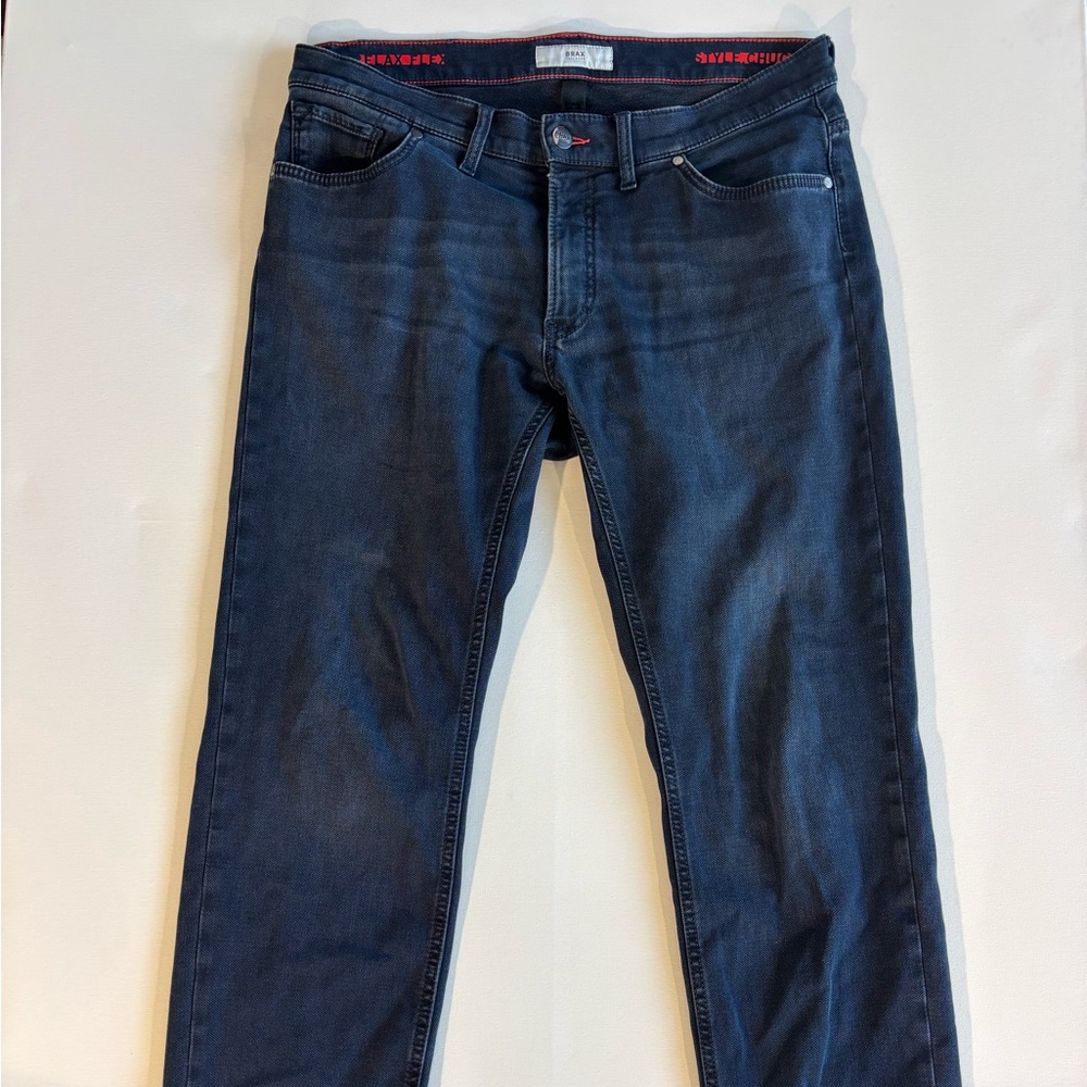 Brax ‘Chuck’ Men's Slim Fit Jeans in Deep Blue